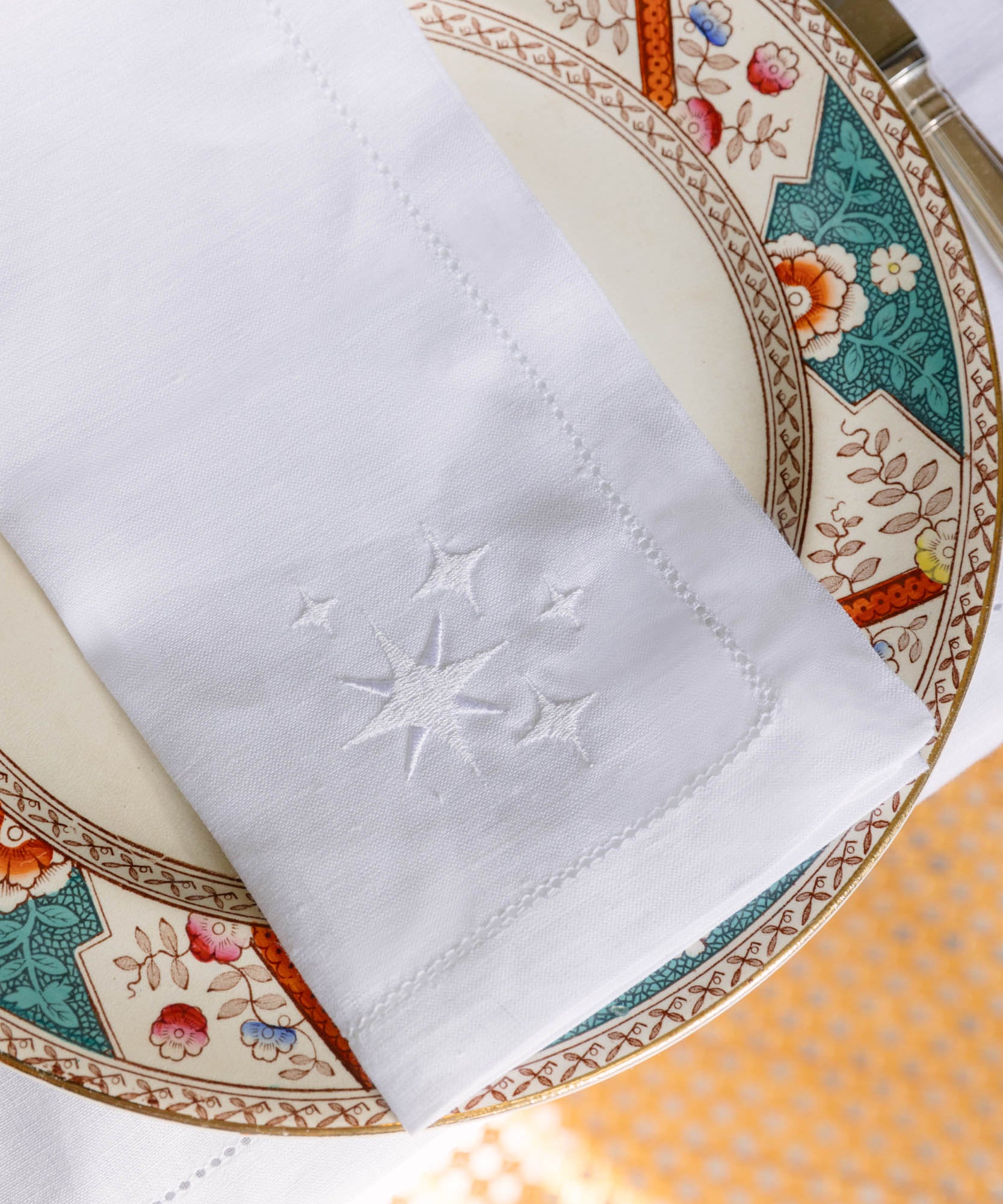 Mafra table linen with Christmas embroidery