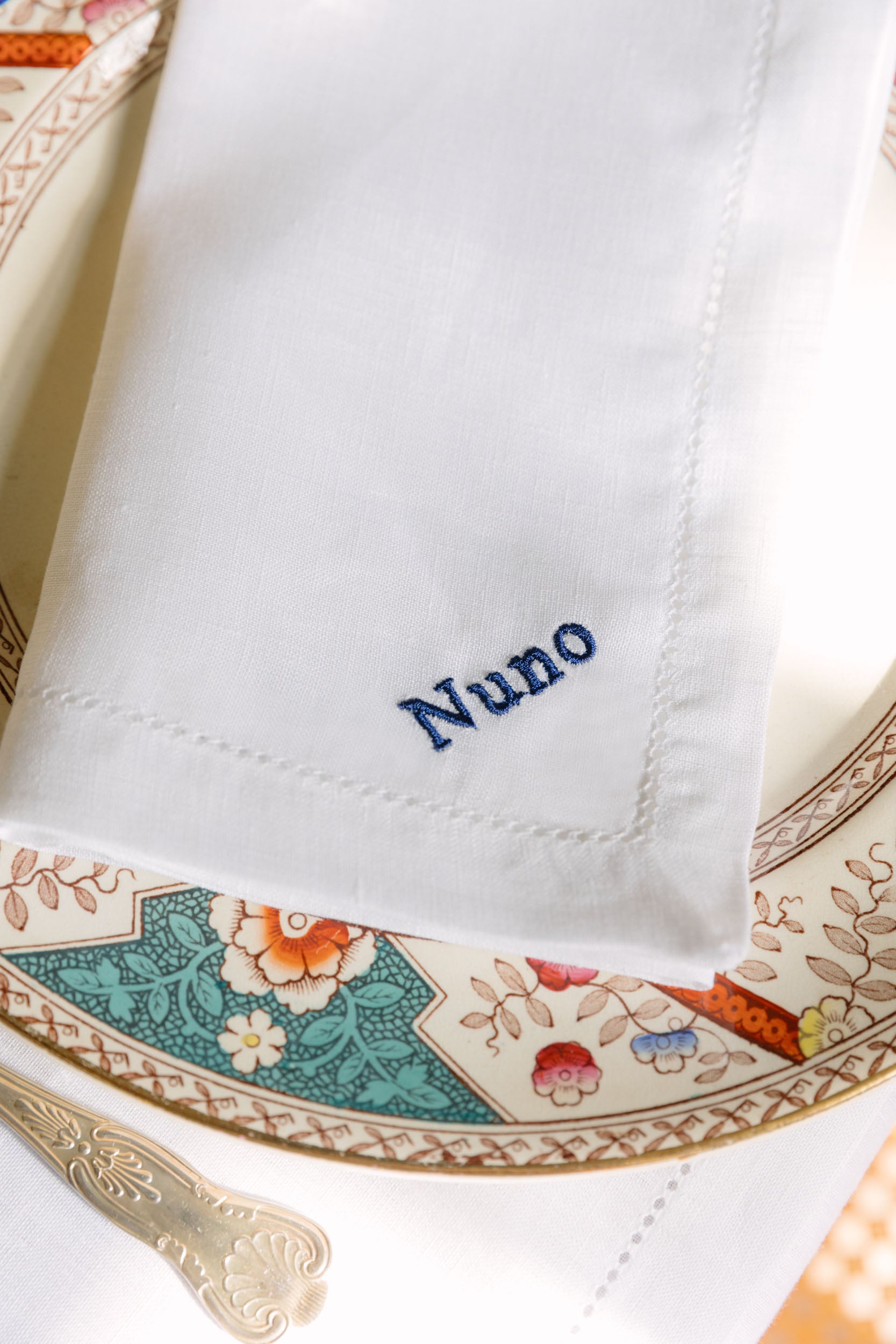 Mafra table linen with personalised embroidery